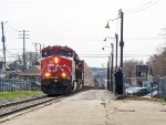 CN 3284 leads train 402 at Rimouski station